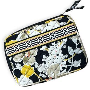 VERA BRADLEY Tablet Sleeve Zippered Case Pouch Bag Dogwood Print iPad / Kindle